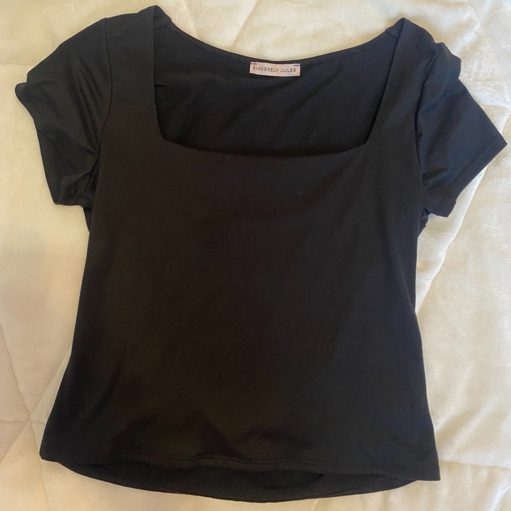 Sincerely Jules Black Short Sleeve Top